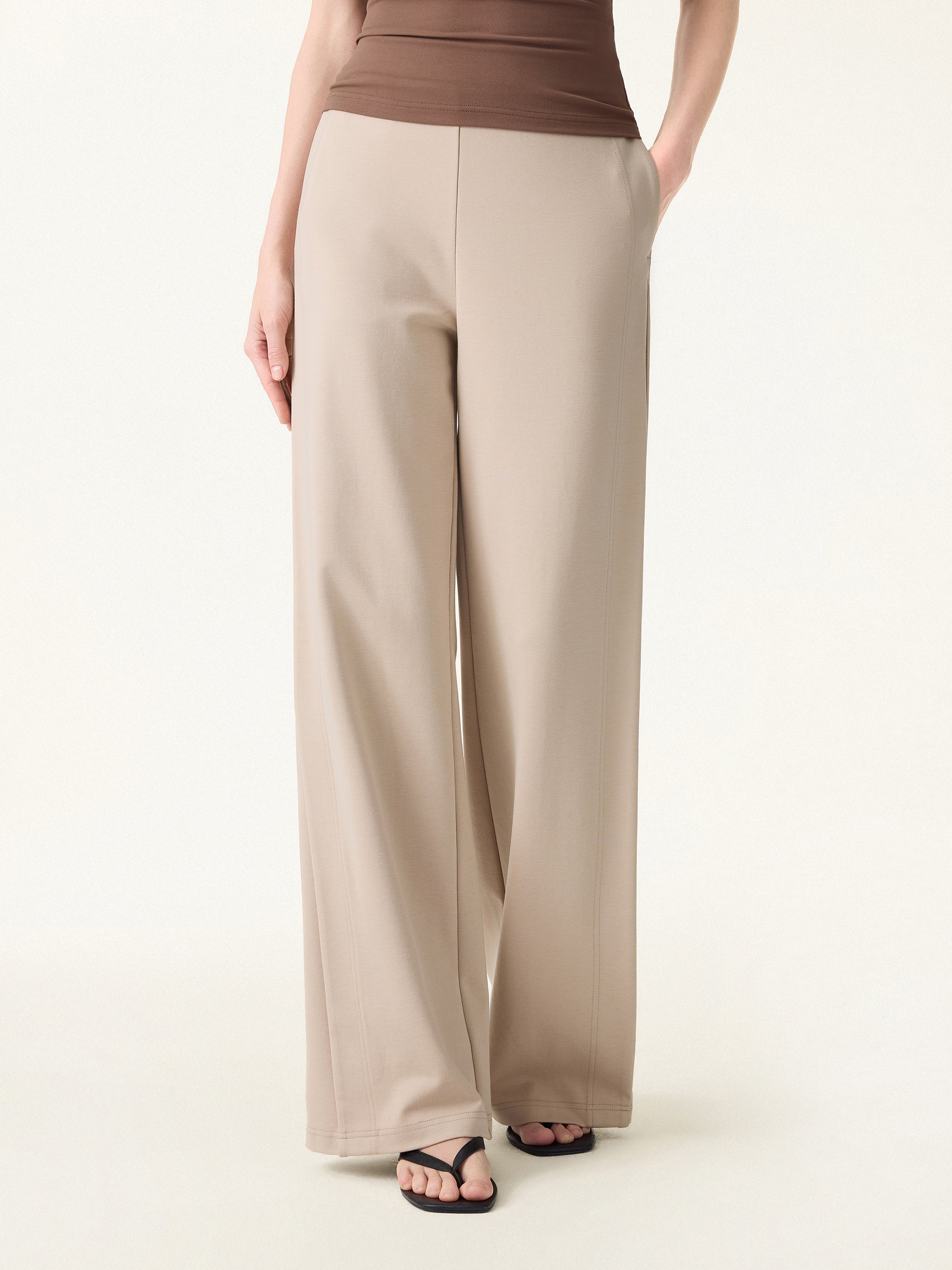 Drapey Mid Rise Wide Leg Pull-on Pant with Pockets - Image 3
