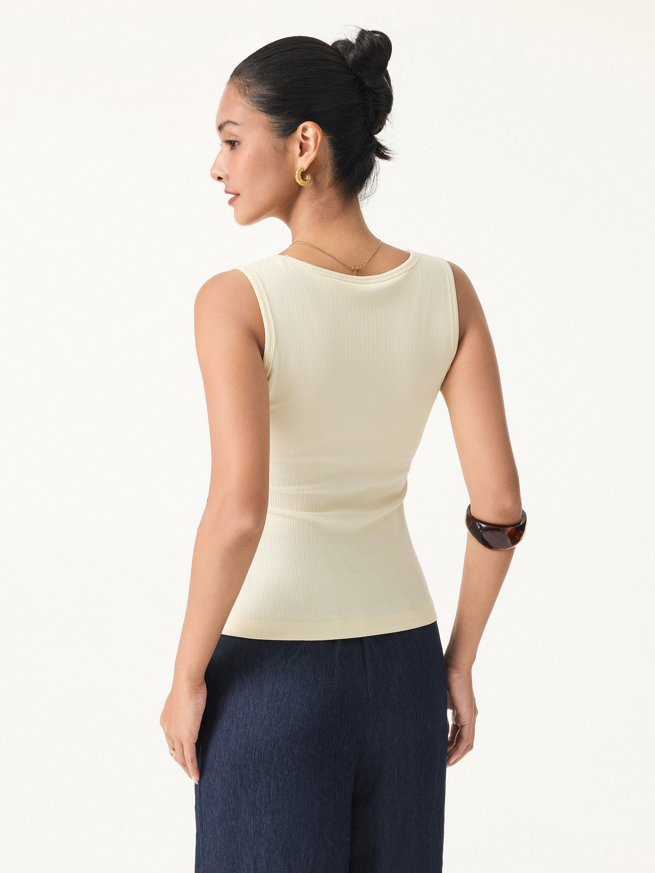 Pointelle V-neck Sleeveless Bra Tank - Image 4