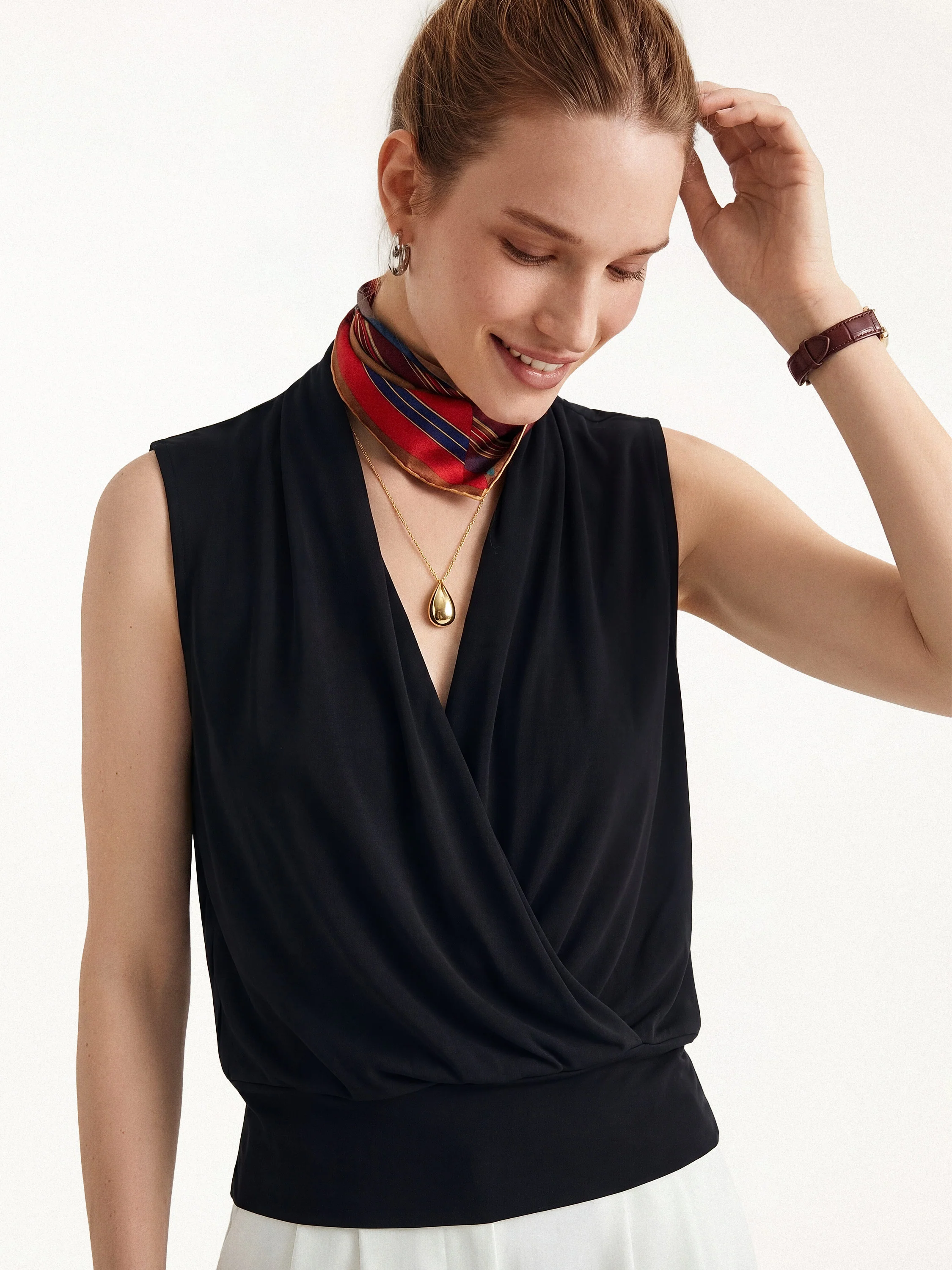 Matte Smooth Smooth Surplice Sleeveless Top - Image 15