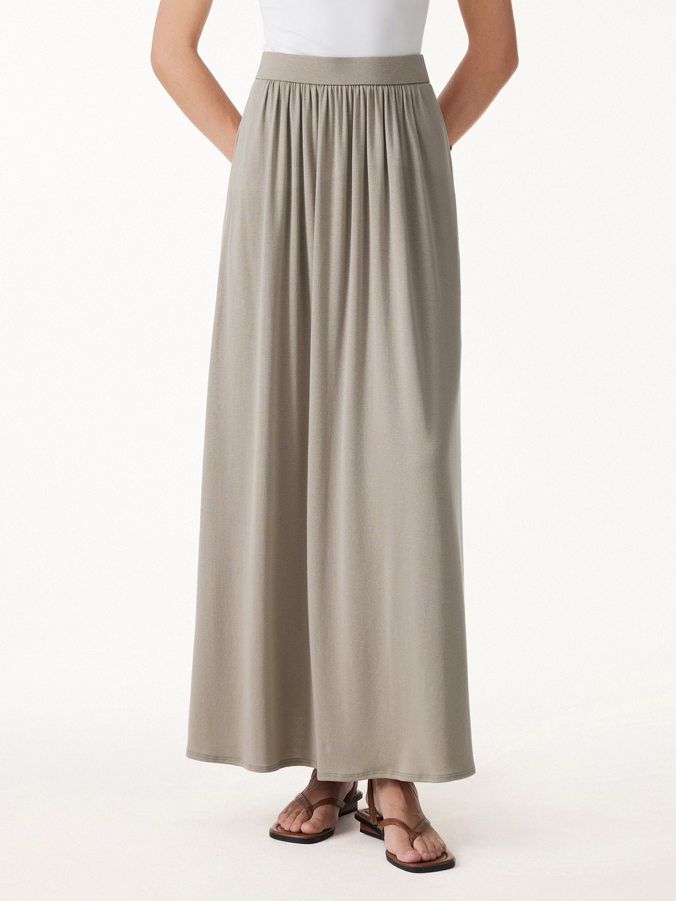 Soft Linen Knit Gathered A-Line Maxi Skirt with Pockets - Image 3