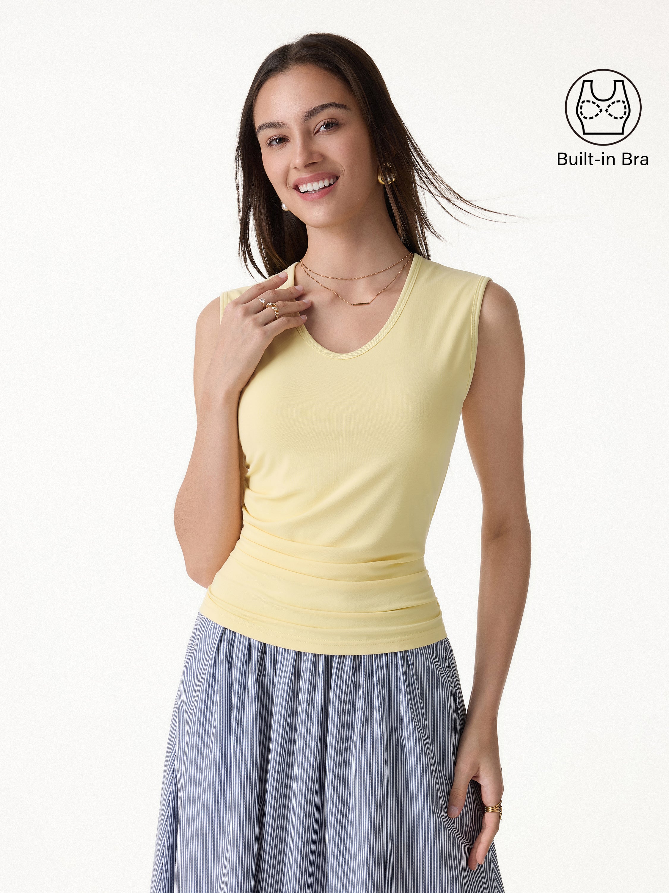 U-Neck Tucked Sleeveless Bra Top - Image 3